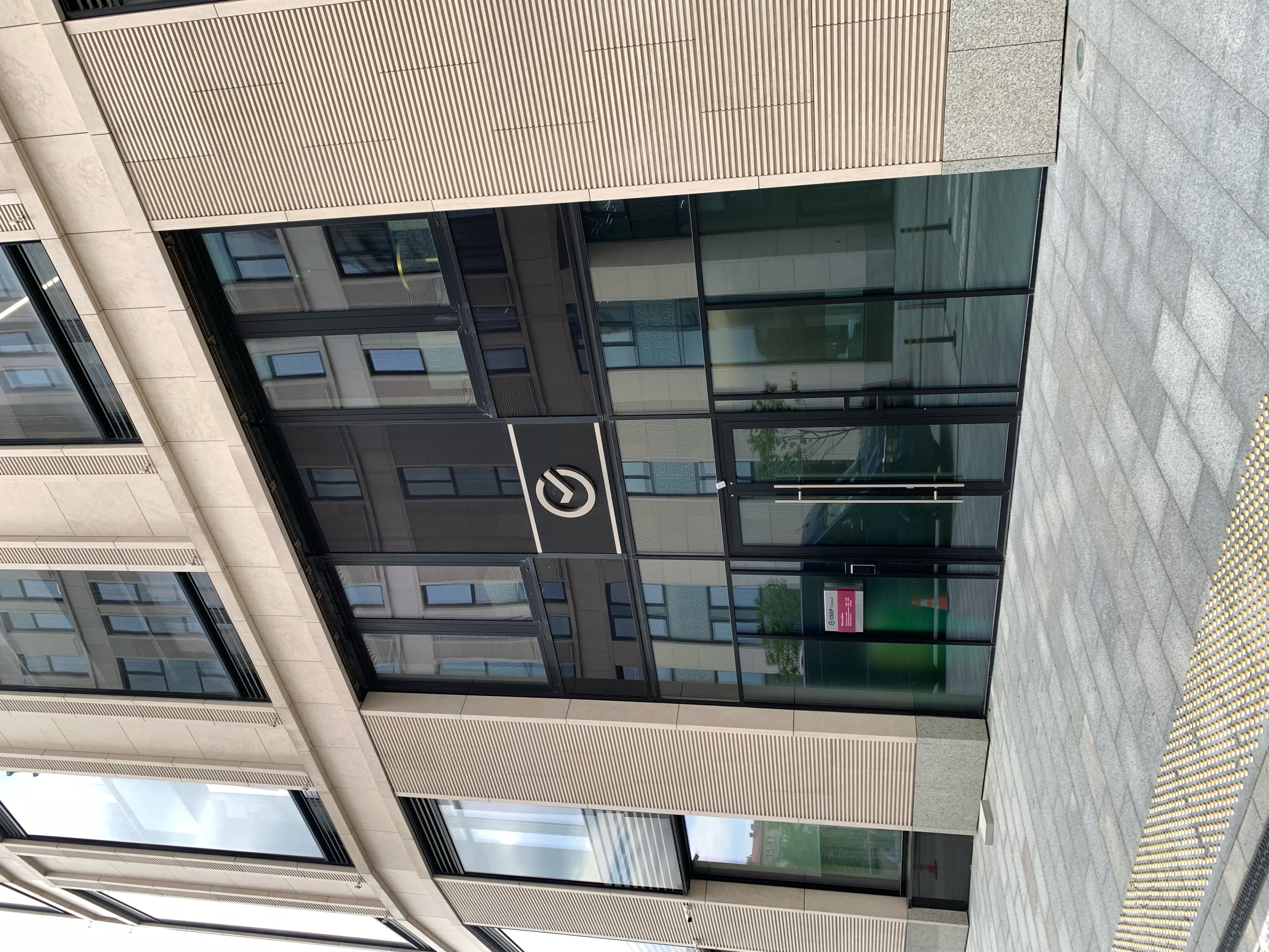 Дополнительный офис №711 СберПервый (только для премиальных клиентов)